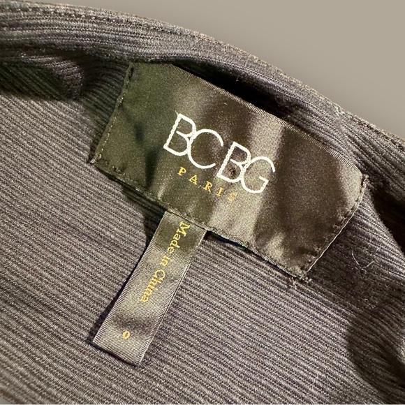 BCBG Paris White & Blue Tweed Oxford Long-Length Snap-Up Pocketed Jacket Size 0 - Picture 2 of 13